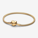 Pulsera Clásica con cierre de Corazon Dorada